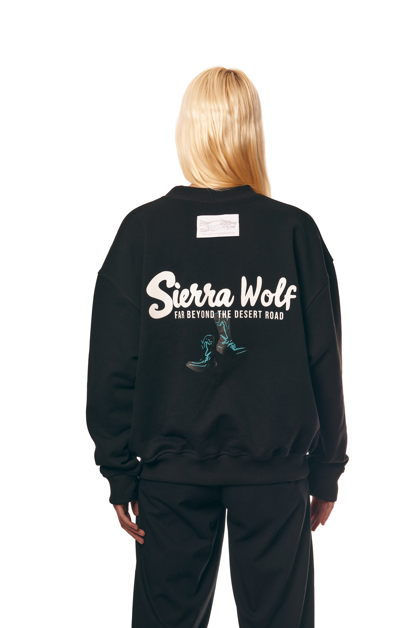Sierra Wolf Sweatshirt - Black